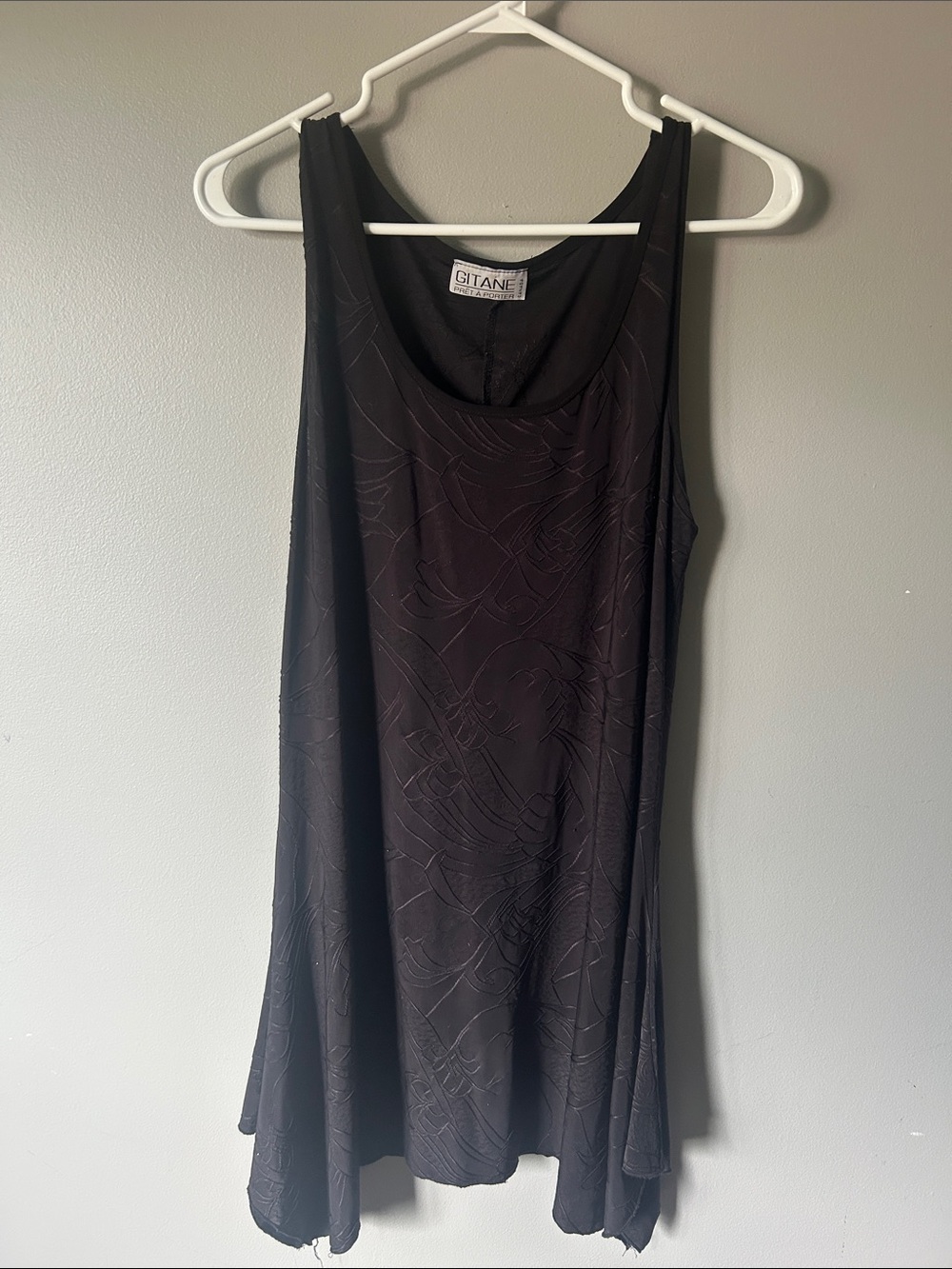 Black Sleeveless Swing dress
